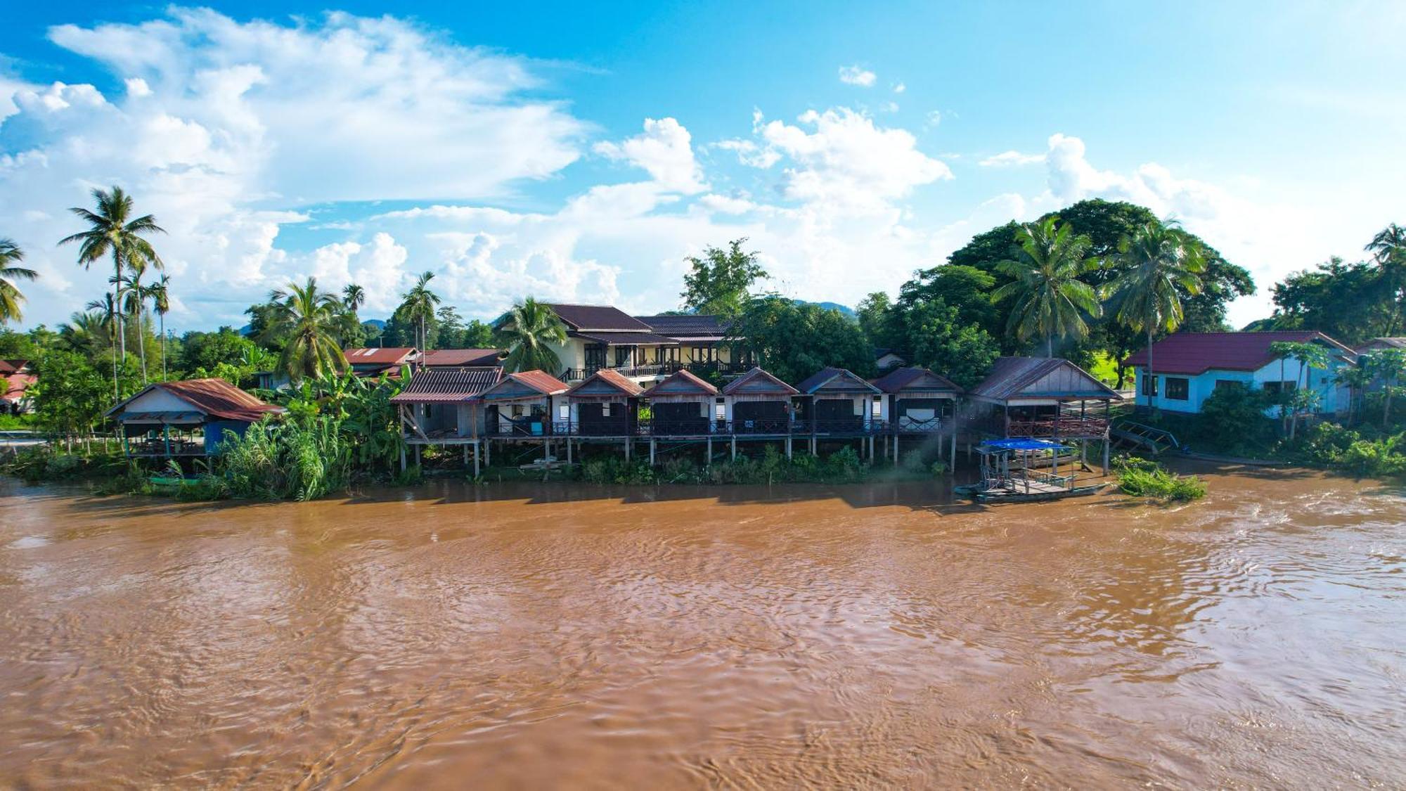 Mr Tho'S Bungalows Don Det Exterior photo